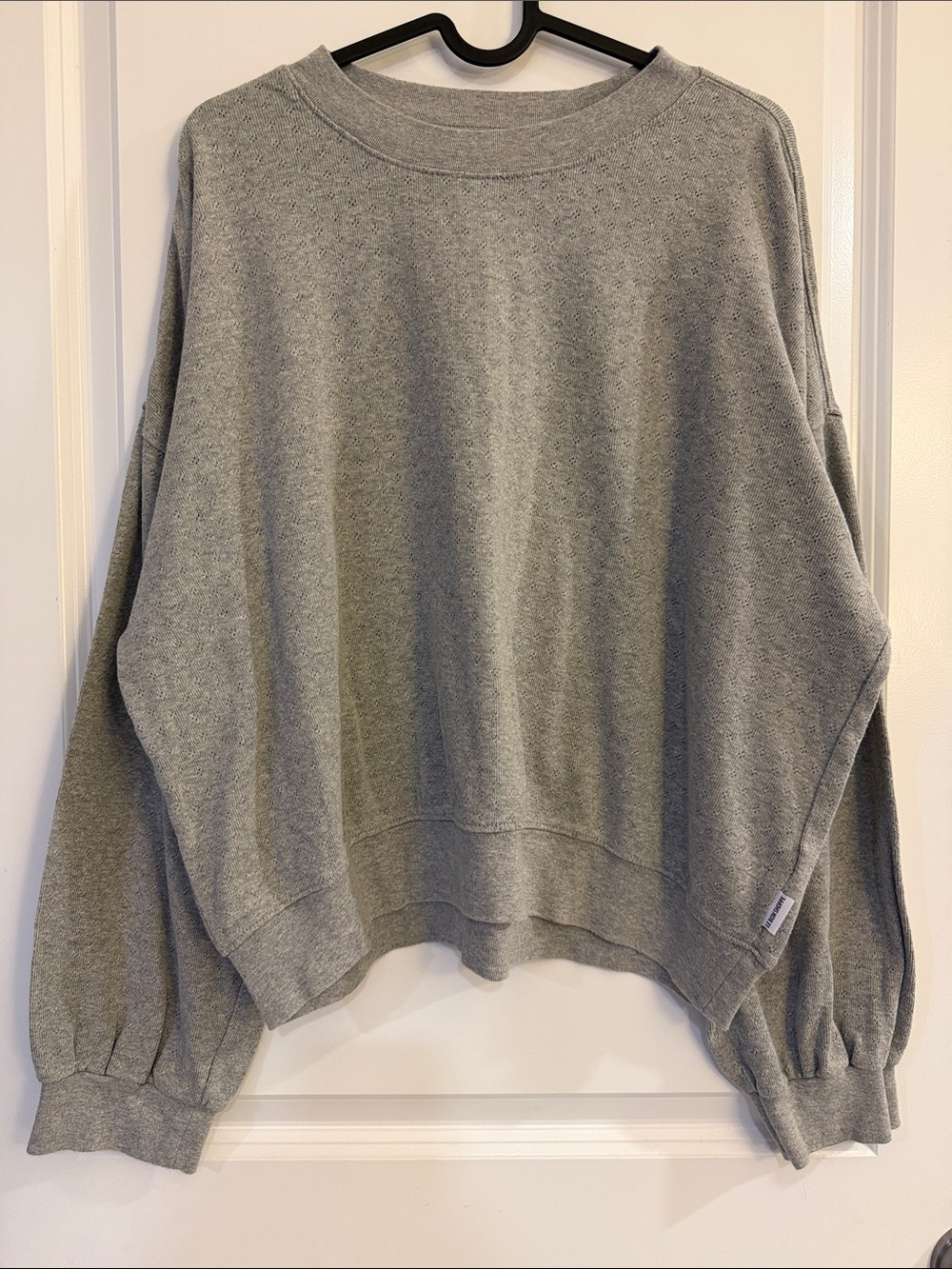 Le Bon Shoppe Gray Women's Relaxed Crewneck Sweater - #300